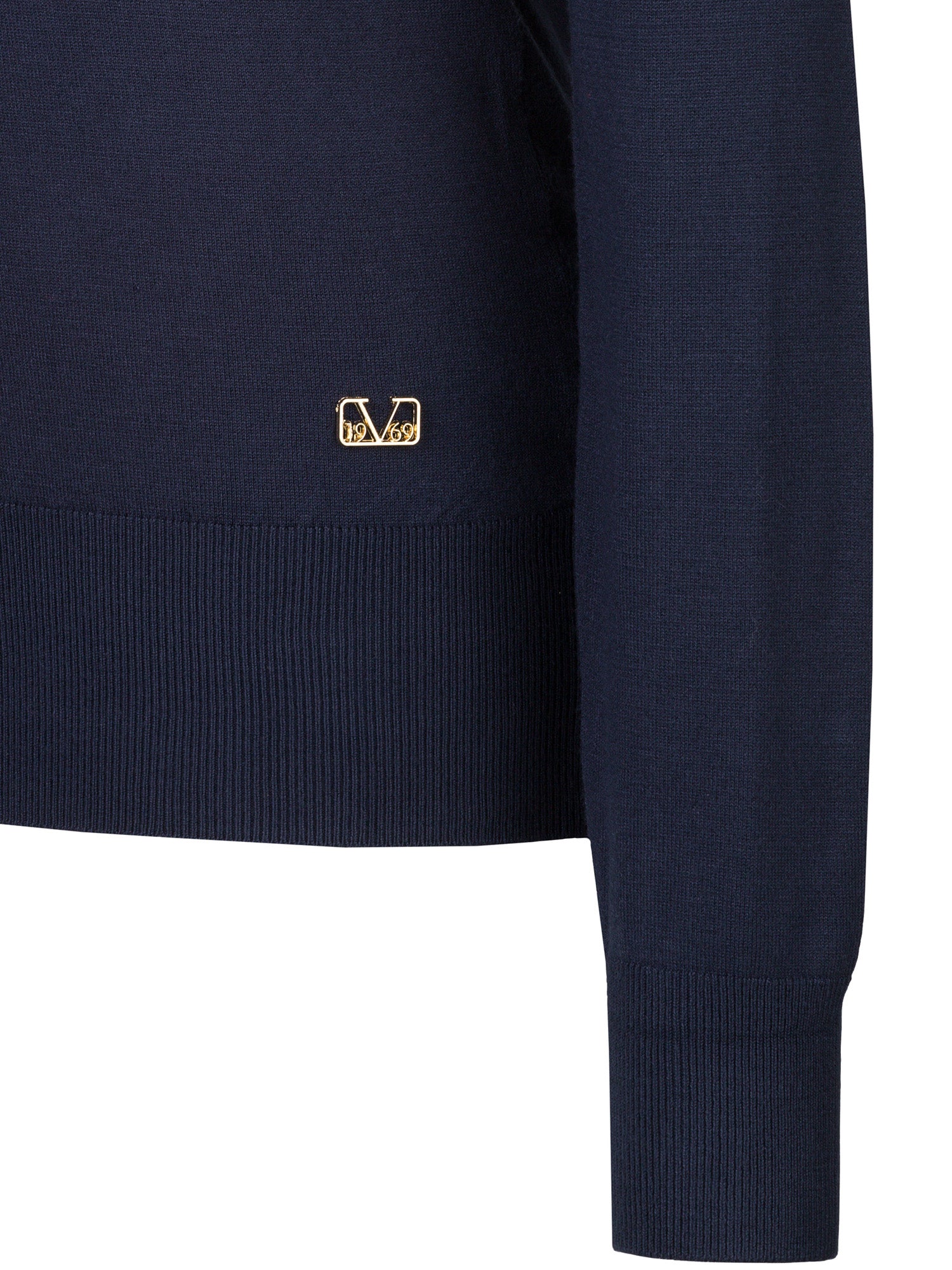 #color_NAVY