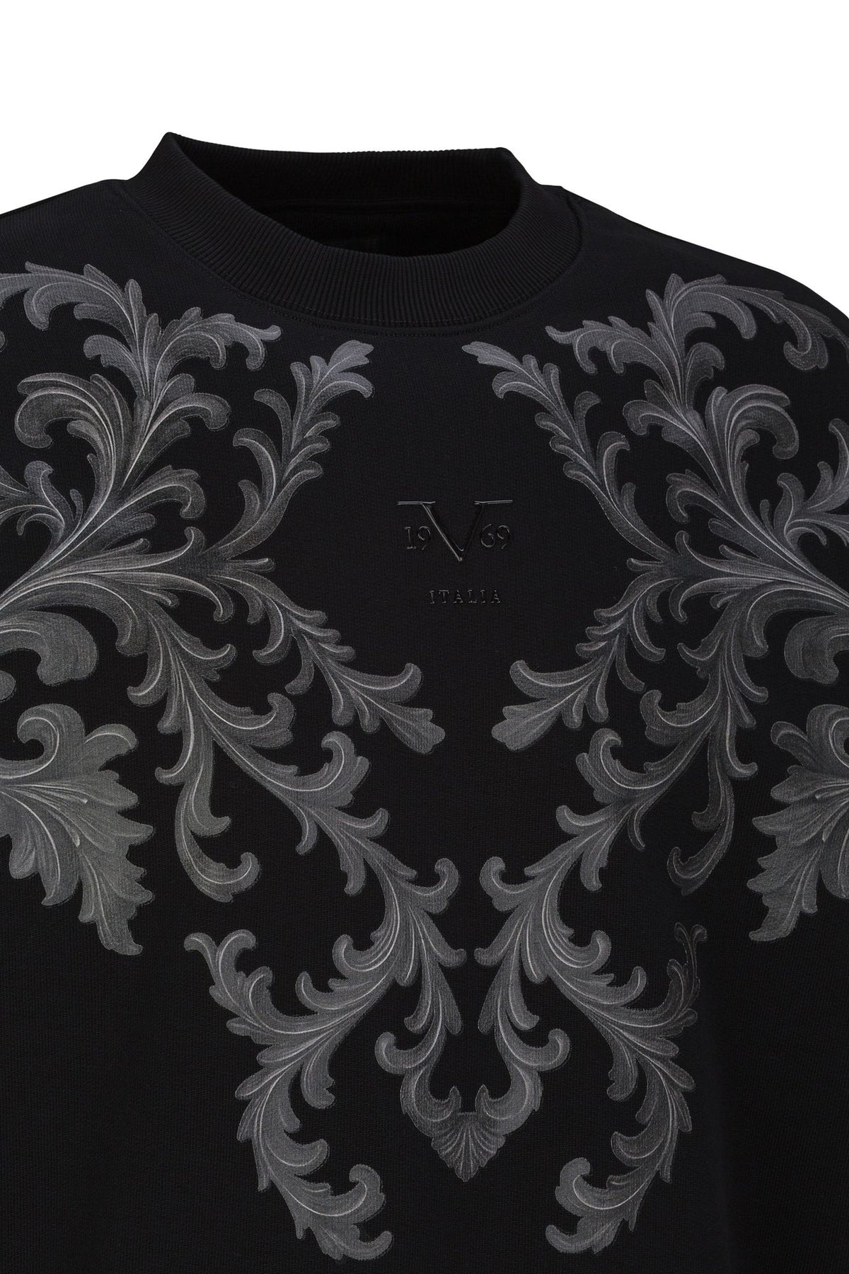 #color_Black