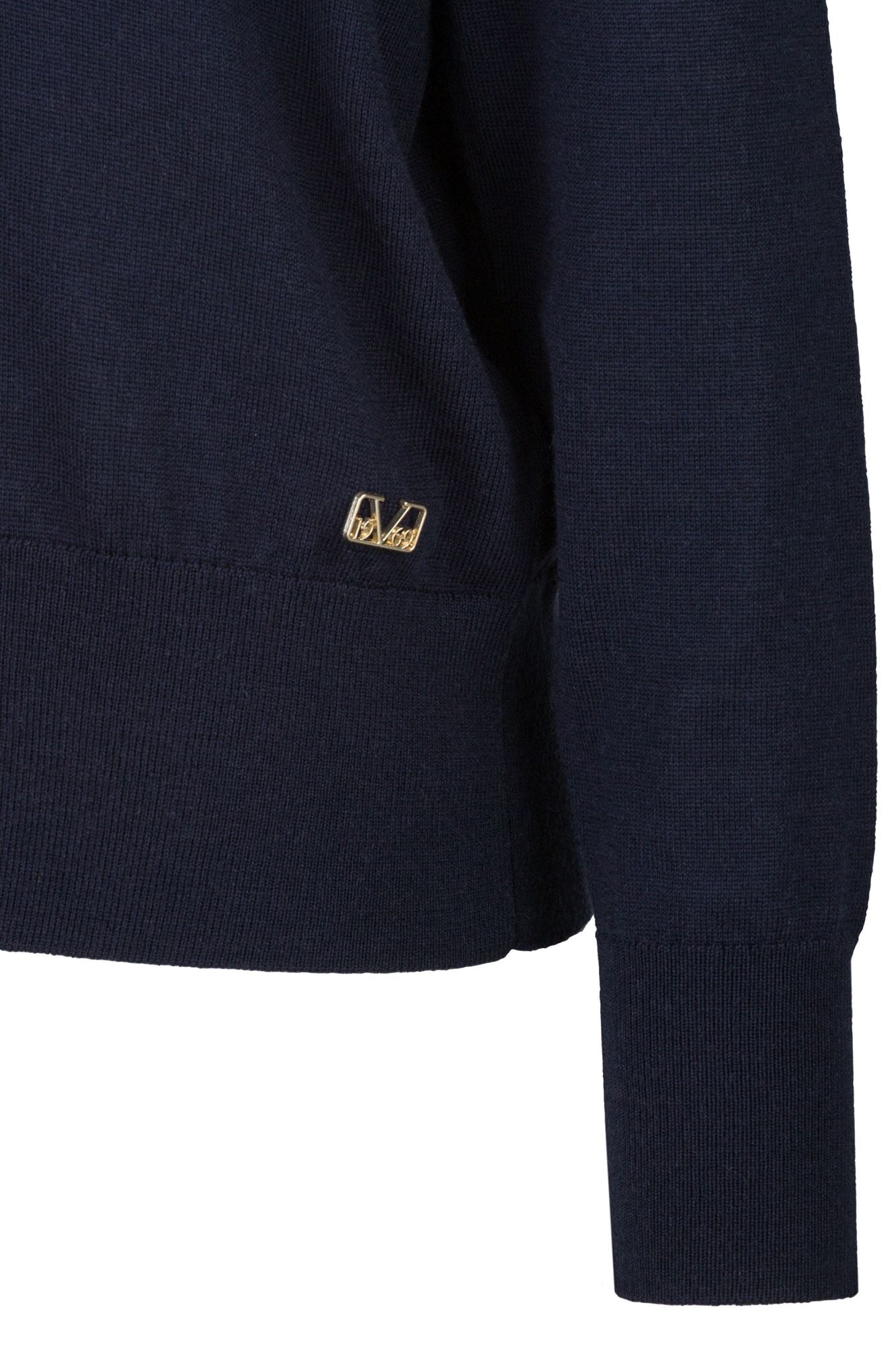 #color_Navy