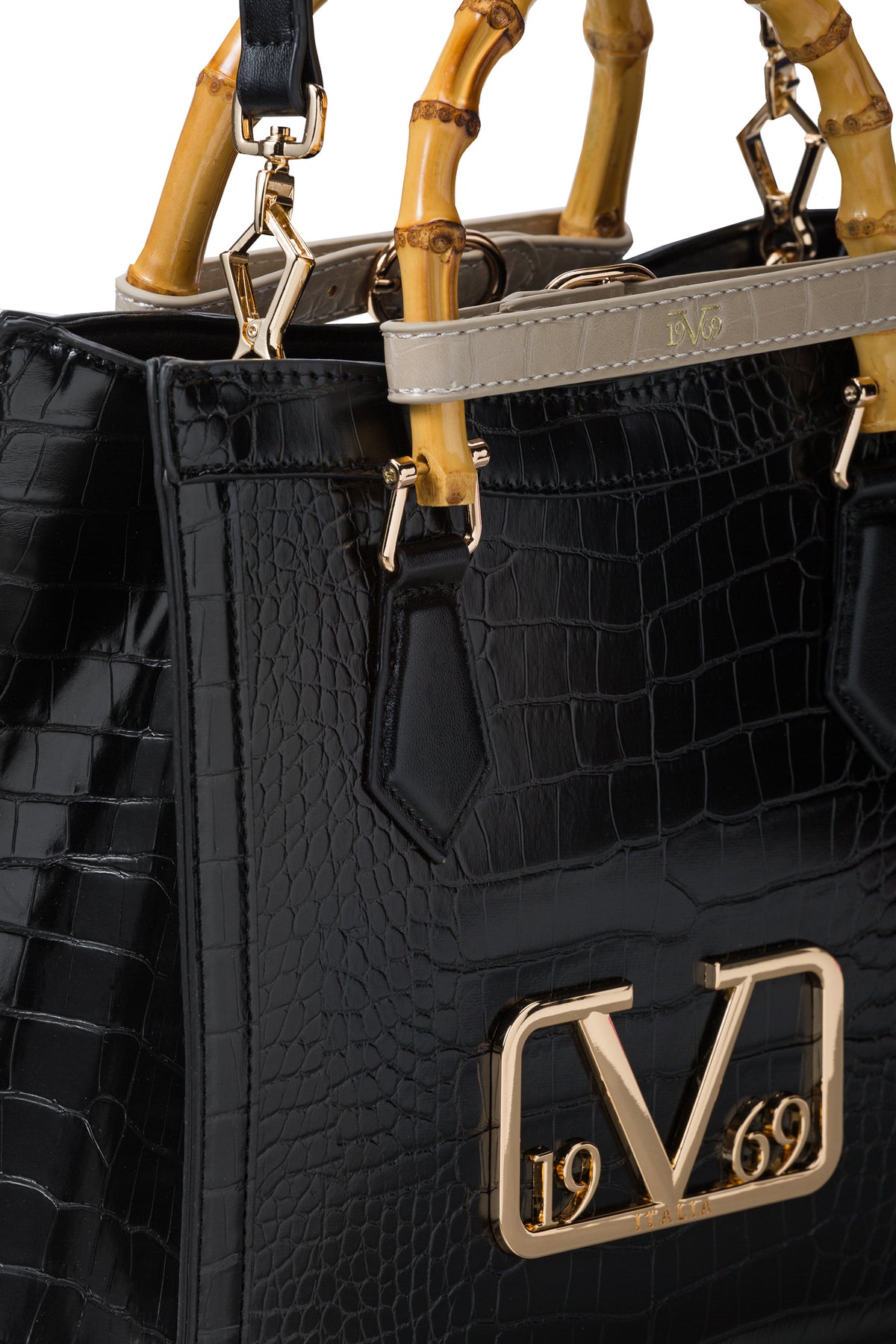 #color_Black / Gold
