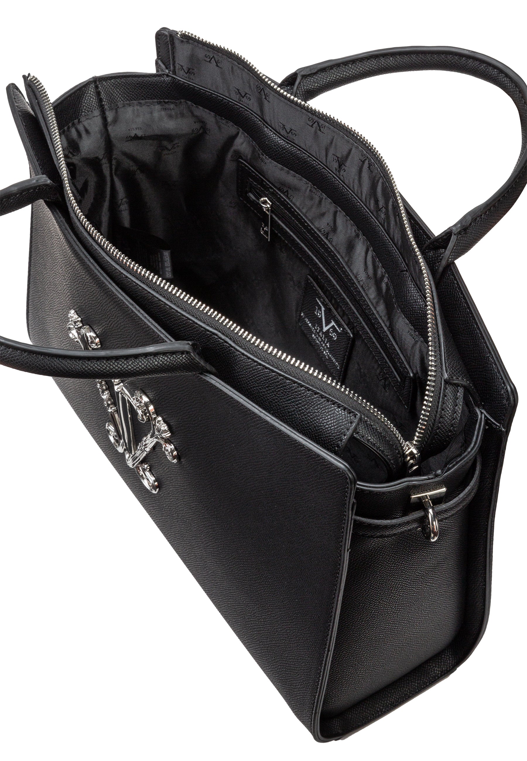 #color_Black / Silver