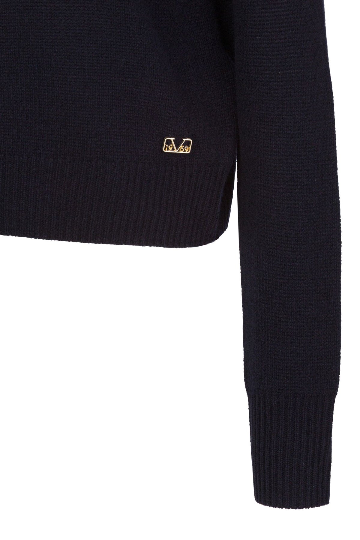 #color_Navy