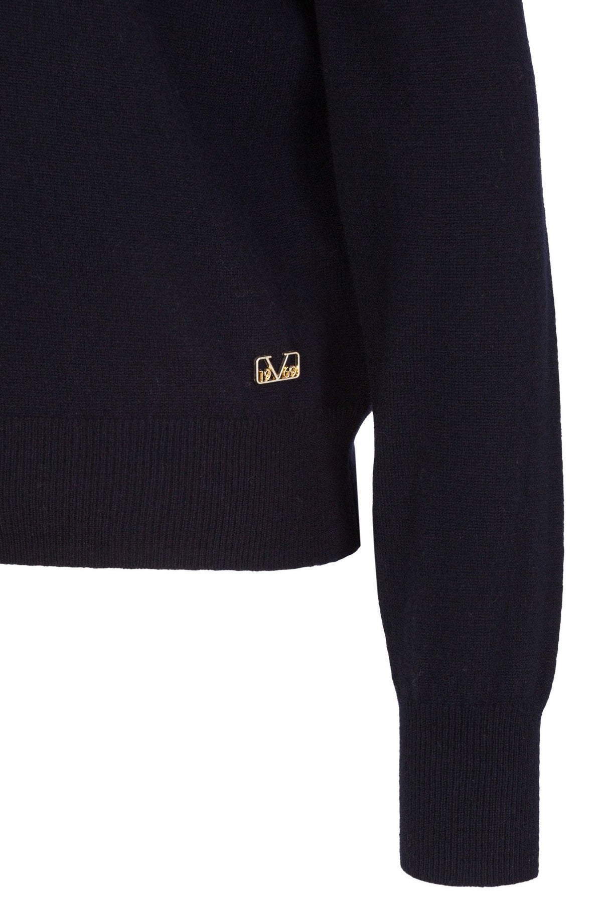 #color_Navy
