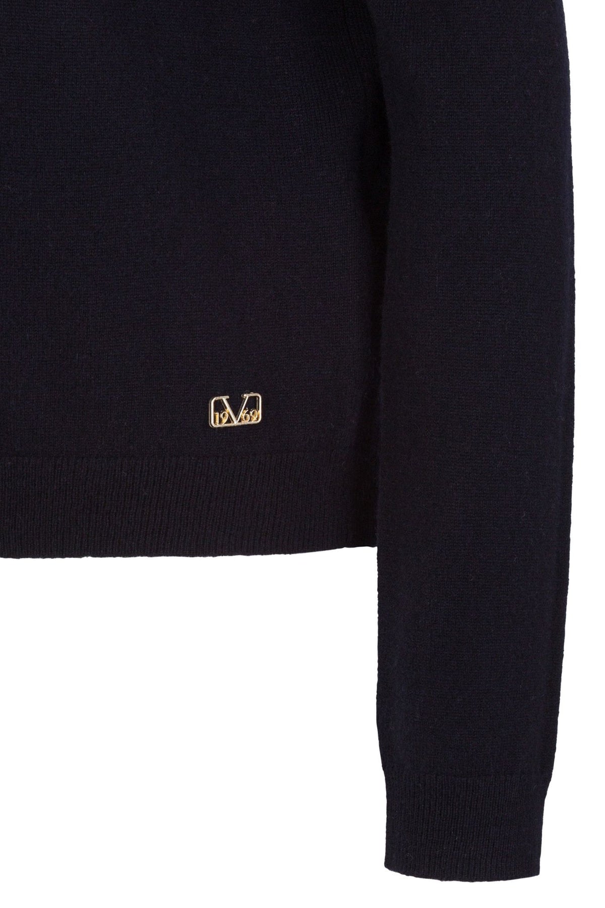 #color_Navy
